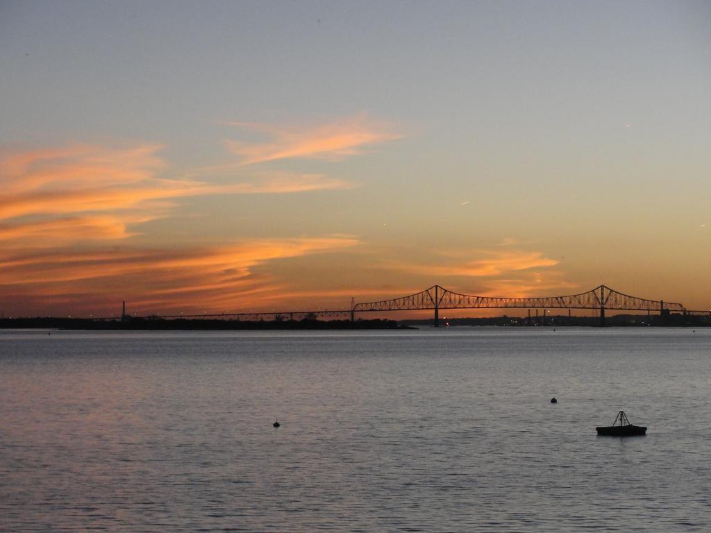 Waterfront Inn Phl Airport เอสซิงตัน ภายนอก รูปภาพ